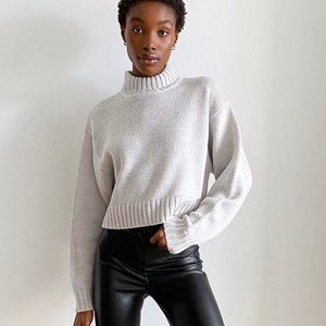 Wilfred Free Heinen Crop Sweater 100% Merino Wool